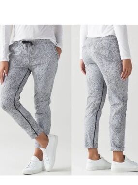 lululemon athletica Jet Pant Power Luxtreme Spray Jacquard White Black